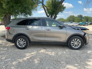 2016 Kia Sorento 2.4L LX - Exterior Side Passenger